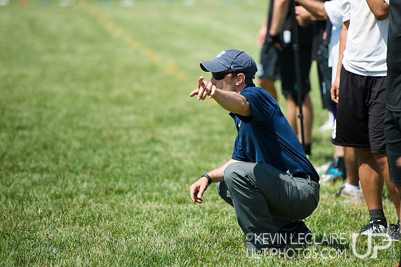 2014 USAU D-I College Champs Saturday Round 2 Action