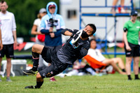 Buzz Bullets vs Seattle Sockeye in pool play at World Ultimate Club Championships