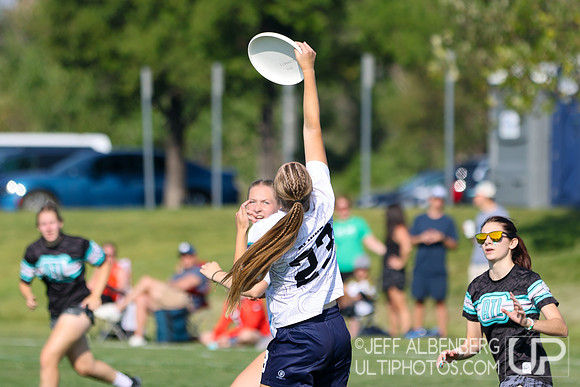 Pool play at USAU Youth Club Championships