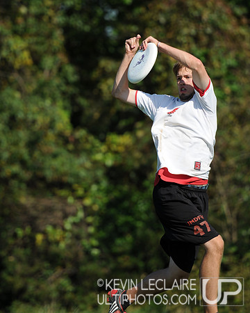 Hucks off the Hilltop -- Saturday Round 4 photo