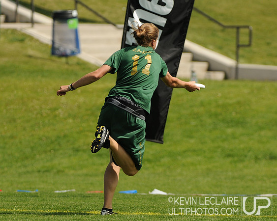 Semis - Michigan vs. Oregon - 2011 College Championships