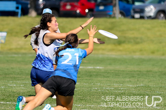 Pool play at USAU Youth Club Championships