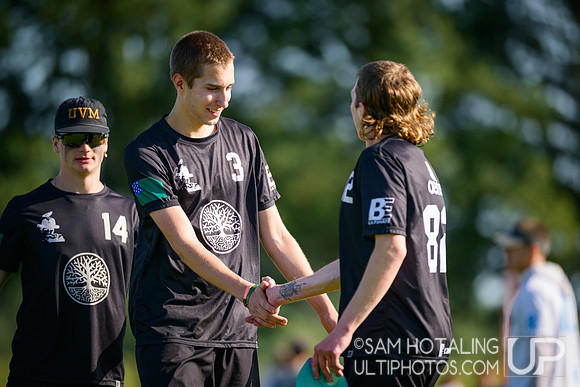 Pre-quarterfinals at USAU D-I College Championships