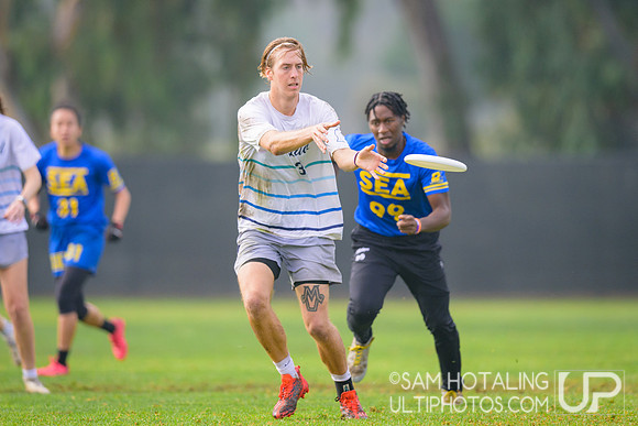 Pool play at USAU Club Championships