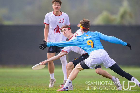 Pool play at USAU Club Championships