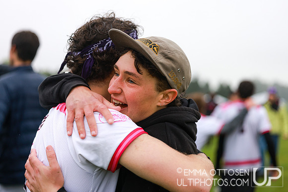 Saturday full coverage from USAU D-IIII College Championships, Pool Play Round 1: Claremont vs OKC