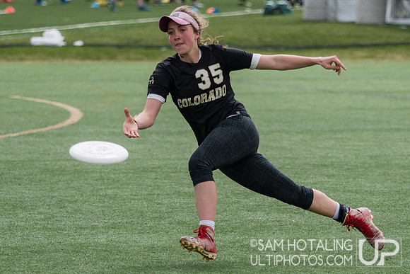 Britta Bergstrom makes a sliding catch at Rocky Mountain DI Conf. Championships, Women's
