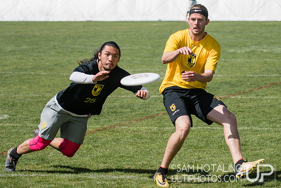 Tyler Nguyen bids for an under to CJ Larson at Rocky Mountain DI Conf. Championships, Men's