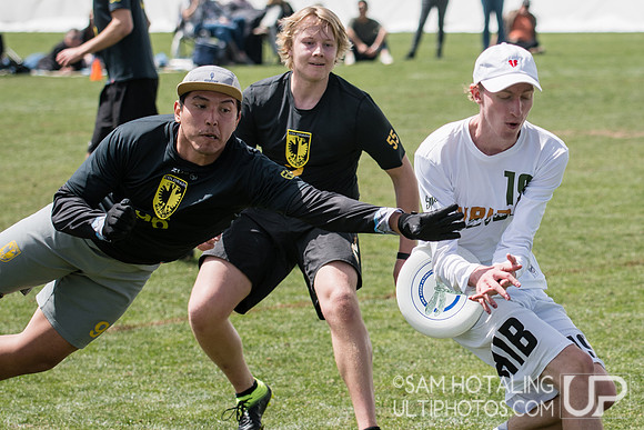 Andrew Soto lays out for a block at Rocky Mountain DI Conf. Championships, Men's