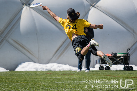Mathieu Agee nearly catches a deep shot at Rocky Mountain DI Conf. Championships, Men's