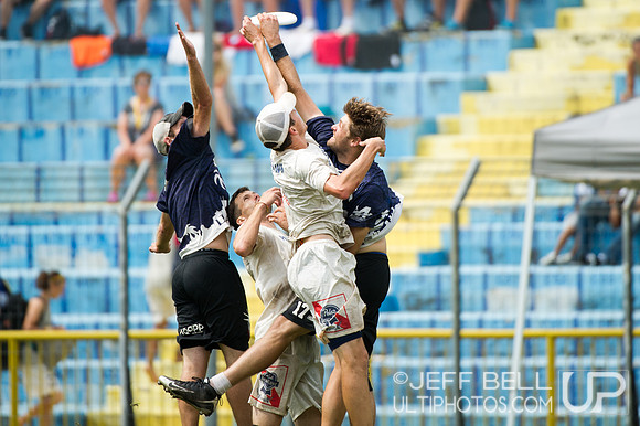 wucc2014_day8_20140809_142918_JBP00711