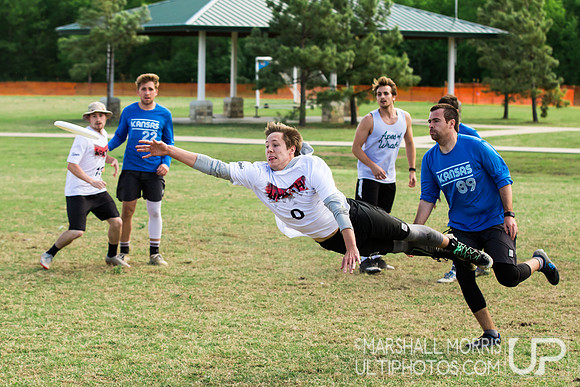Pre-Quarterfinals - South Central D-I College Regionals