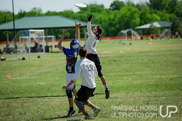 Quaterfinals & Play-in Games - USAU South Central D-I College Me