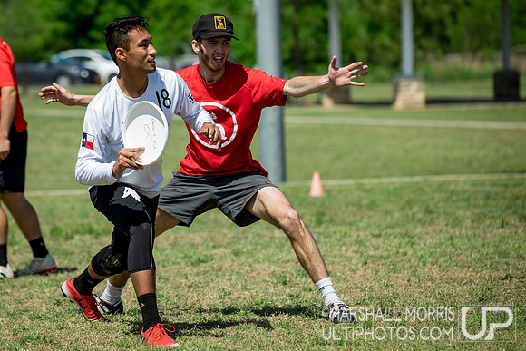 Quaterfinals & Play-in Games - USAU South Central D-I College Me