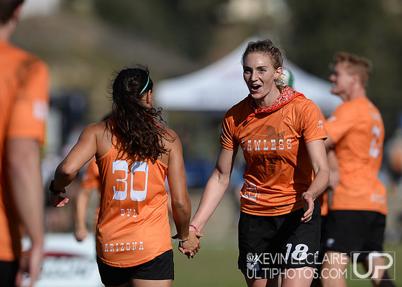 Lawless vs Shine - USA Ultimate Club Champs 2021 Pool Play Action - Sat R3