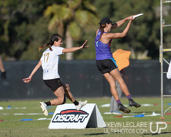 Mixtape vs Space Heater - USA Ultimate Club Champs 2021 Pool Play Action - Thurs R4