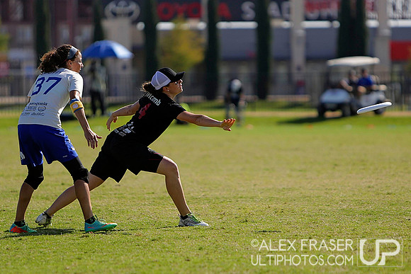 Women's Semis - 2014 USAU National Championships