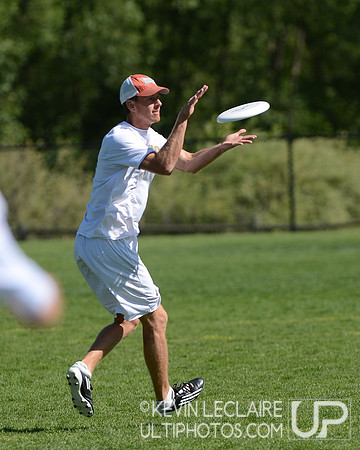 2012 USAU D-I College Championships Sunday Action