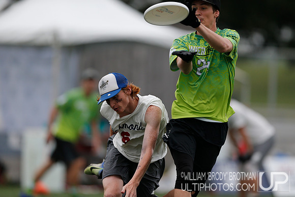 Day 2 of USA Ultimate D-III College Championships