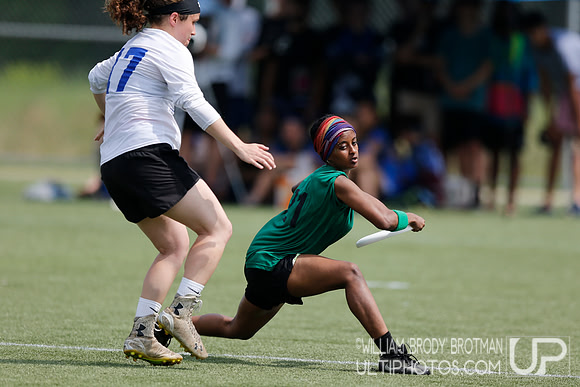 Day 2 of USA Ultimate D-III College Championships