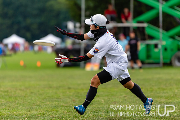 TOKYO Mavericks vs MUD in pool play at World Ultimate Club Championships