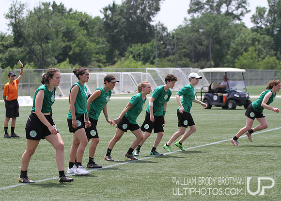 Day 2 of USA Ultimate D-III College Championships