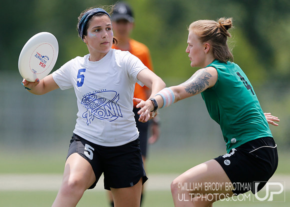 Day 2 of USA Ultimate D-III College Championships