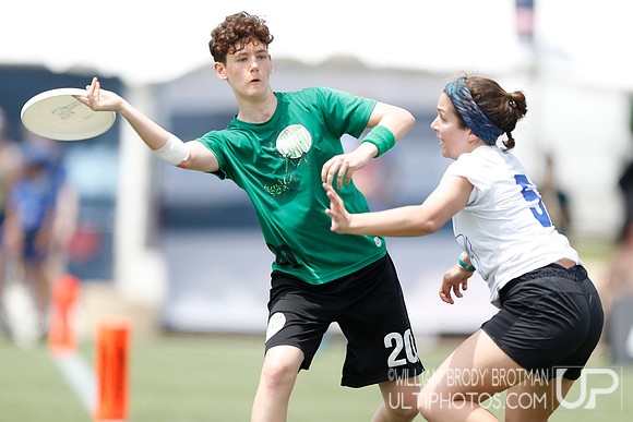 Day 2 of USA Ultimate D-III College Championships