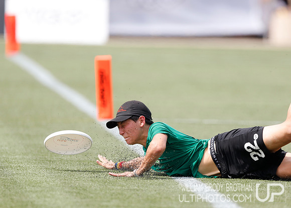 Day 2 of USA Ultimate D-III College Championships