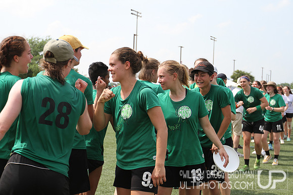 Day 2 of USA Ultimate D-III College Championships