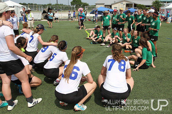 Day 2 of USA Ultimate D-III College Championships