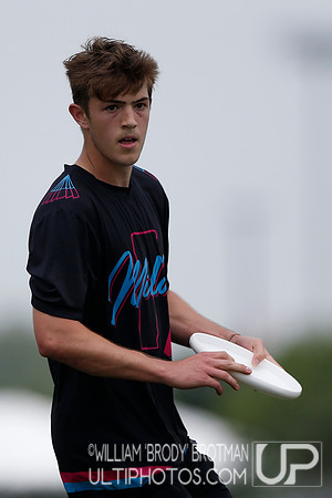 Day 2 of USA Ultimate D-III College Championships