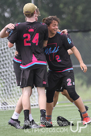 Day 2 of USA Ultimate D-III College Championships