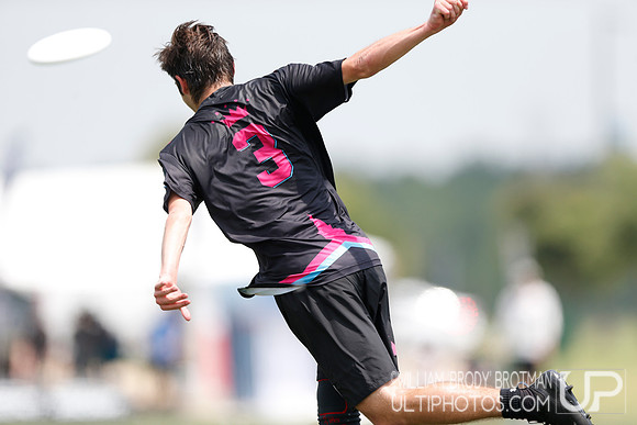 Day 2 of USA Ultimate D-III College Championships