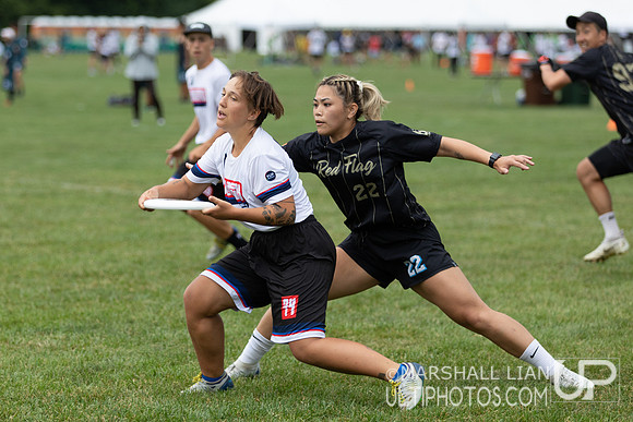 Red Flag vs Crazy Dogs