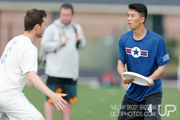 Day 2 of USA Ultimate D-III College Championships