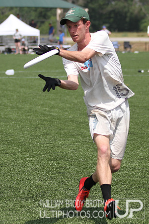 Day 2 of USA Ultimate D-III College Championships