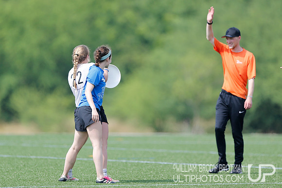 Day 2 of USA Ultimate D-III College Championships