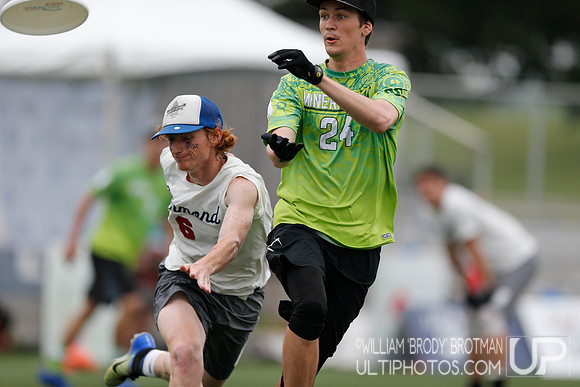 Day 2 of USA Ultimate D-III College Championships