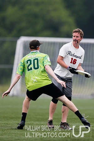 Day 2 of USA Ultimate D-III College Championships