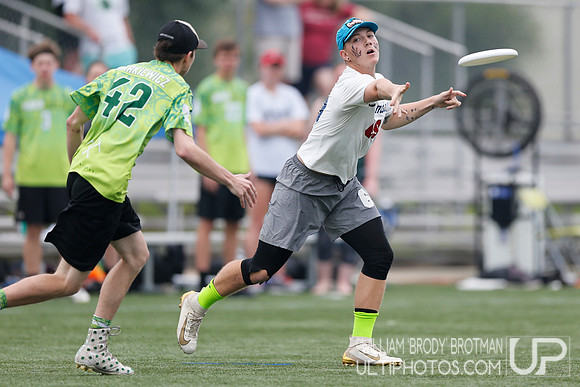 Day 2 of USA Ultimate D-III College Championships