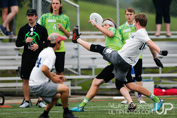 Day 2 of USA Ultimate D-III College Championships