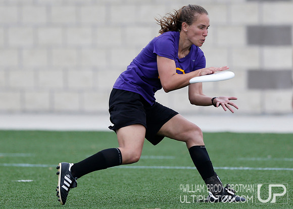 Day 1 of USA Ultimate D-III College Championships