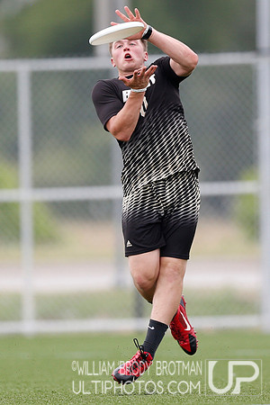 Day 1 of USA Ultimate D-III College Championships