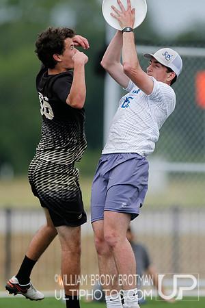Day 1 of USA Ultimate D-III College Championships