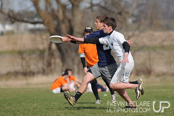 Sunday Open Division Finals Round Action