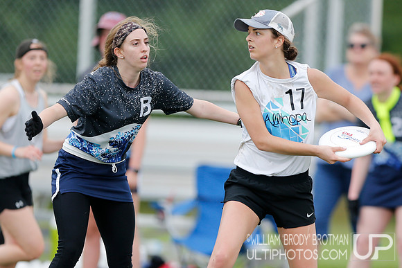Day 1 of  USA Ultimate D-III College Championships