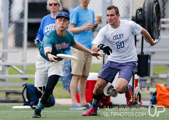 Day 1 of  USA Ultimate D-III College Championships