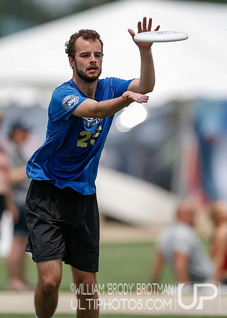 Day 1 of  USA Ultimate D-III College Championships