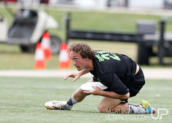 Day 1 of  USA Ultimate D-III College Championships